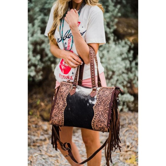 ELATED PLEDGE LEATHER BAG
